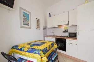 Case vacanze Mirko IMPERIA BORGO MARINA - Imperia