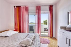 Apartments by the sea Brodarica, Sibenik - 466