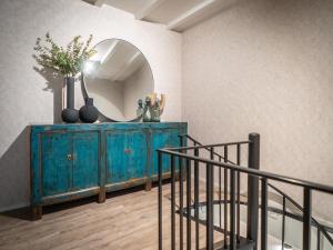 Farmhouse Apartment Near De Slufter