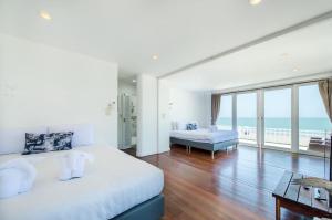 TheSkyCozy Beachfront