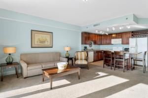 Laketown Wharf #1115