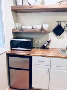 Baby Bella- w concierge laundry service