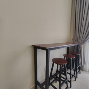 TRION studio 4 PAX tenseven