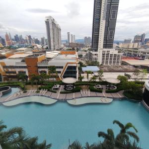 TRION studio 4 PAX tenseven