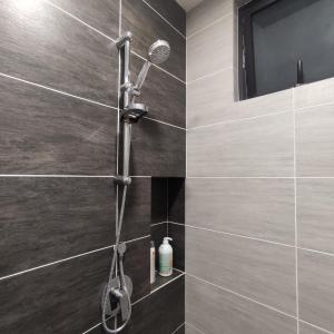 TRION studio 4 PAX tenseven
