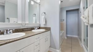 Grand Panama #1-1705