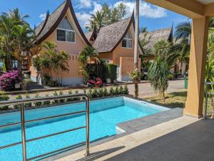 Koh Chang Pool Villa - by KohChangVillas