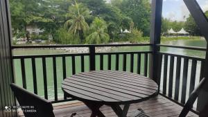 Villa Dalam Laut 538