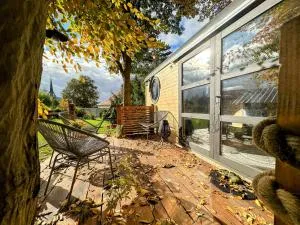 Maringotka Trojzemka - Weisskirchen an der Neisse