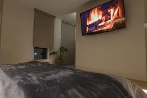 Green and Grey loft 1