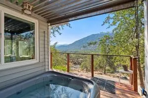 Views, Hot Tub, Outdoor Shower, 15m from Sequoia - Miramonte