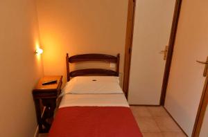 Basic Single Room room in Hotel Properzio