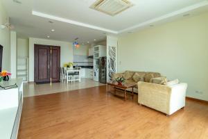ANINA Office & Serviced Apartments