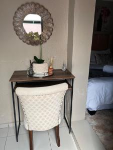 17 Byvanger Luxury Home Deluxe Queen Suite Room 1