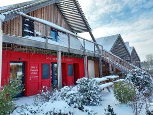 B&B / Chambres d'hotes Le jardin des 4 saisons : photos des chambres