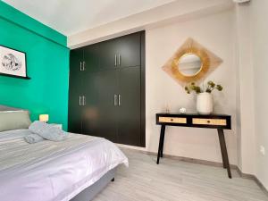 Green House near Athens Center