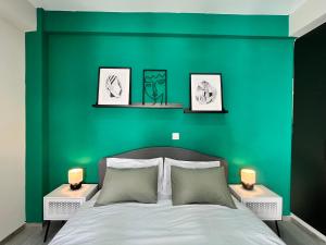 Green House near Athens Center