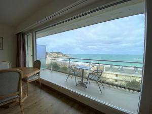 Bel appartement VUE MER avec wifi, balcon à PERROS-GUIREC - Réf 956