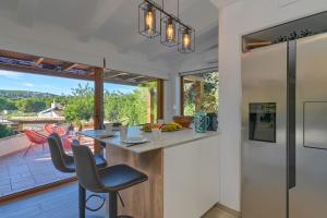 Lomas Verdes by Aguilarent