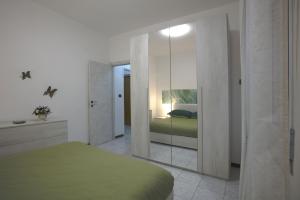 Lago di Lecco - Parcheggio Gratuito - Stazione Ferroviaria