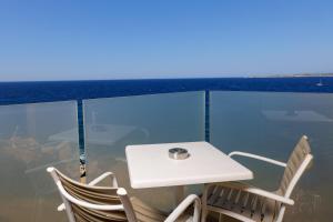 Hotels Hotel Saint Christophe : photos des chambres