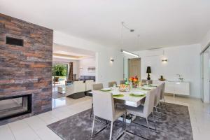 Villa Sandra by Villa Plus