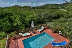 Overlooking the golf course - Villa D'Arcy villa - Cap Estate