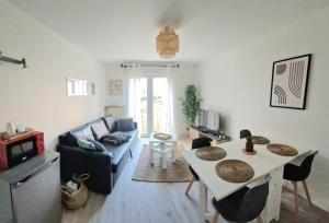 ANTOINE, madamedemconciergerie