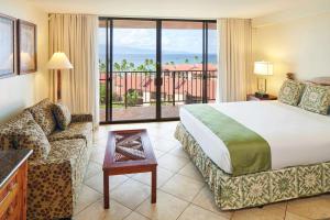 Studio with Kitchen room in Aston Kaanapali Shores