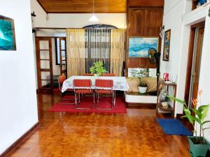 GreenHeart Villa- Top Floor, Specious 3BR-1BR AC - Hot W, Peace in Greenary & Fresh Air -Travel Awards 2025