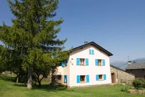 Blue House - Caixáns