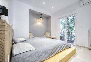 Spacious 1 bedroom apartment in the center