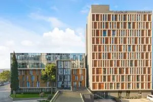 伊维利亚酒店 - 泰拉维