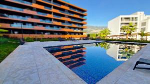 Roots Loft - Pool & Sea view by LovelyStay