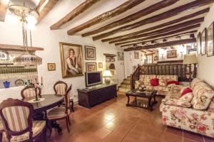 Catalunya Casas Unique sanctuary with extra large pool!