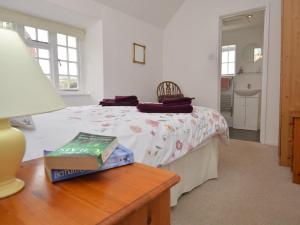 1 Bed in Burton Bradstock DC178