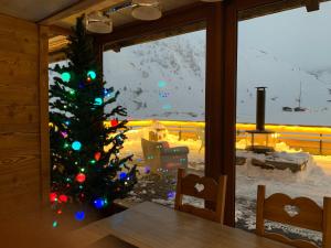 Chalet Canvolan, 7 pièces, 12 personnes, Tignes le Lac, sur terrasse et jardin