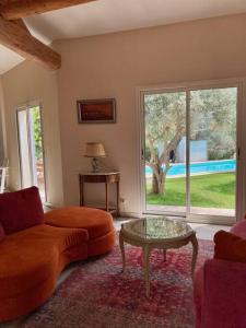 Villas Villa de charme avec piscine 5 min d'Avignon : photos des chambres