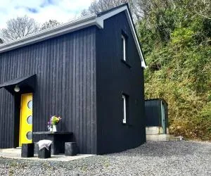 Unique restored barn with stove - St John's Point
