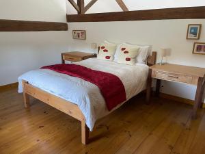 Maisons de vacances The charming private Farmhouse at La Grenouillere : photos des chambres