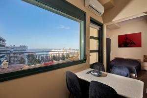 City Center Penthouse with Sea View