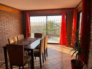 Linda Casa cerca de playa y pueblito La Herradura