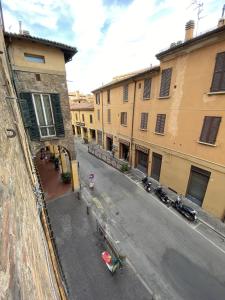 Antica Dimora Mascarella 1598 Historic Apartment