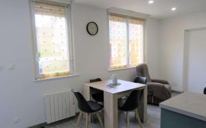 Appartement rénové avec WIFI bien équipé au centre ville de PERROS-GUIREC - Ref 940