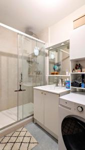 Maisons de vacances Maison 2ch, 74m², tout equipee, parking, jardin : Maison 2 Chambres