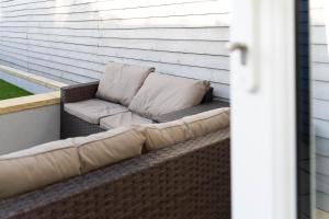 Open Mind Property - 6 Luxury Bedrooms with Free Parking