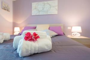 exclusive use swimming pool available from 1May to 30 October img33