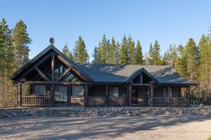 The Golden Eagle Cabin - Vily, Valemount