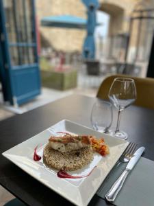 Hotels Les Chiens du Guet : photos des chambres