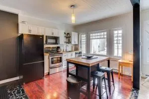 La Maison bleue des Artistes - Sainte-Petronille